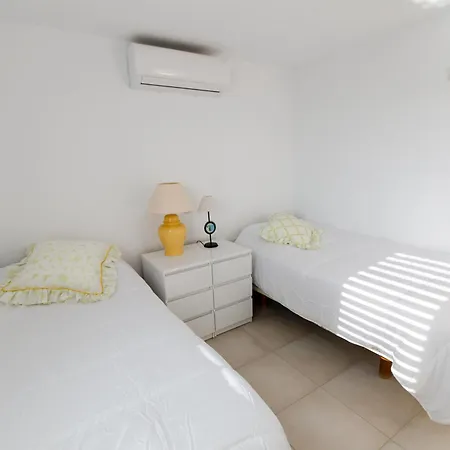 Apartment Terraced 2 Bedroom *